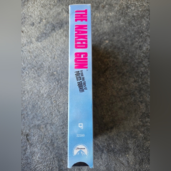 The Naked Gun VHS Movie - Picture 2 of 4